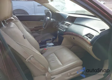 2011 Honda Accord 2.4 Ex-L из США, поврежденный, VIN 1HGCP2F83BA009341